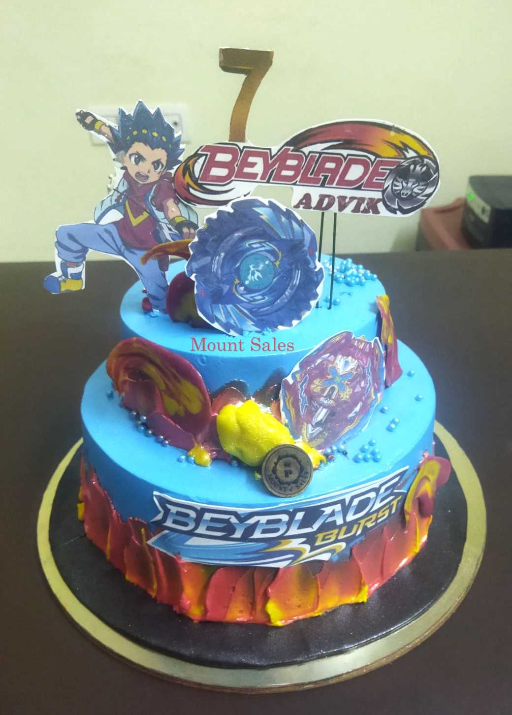 Premium RED N White Velvet Cake