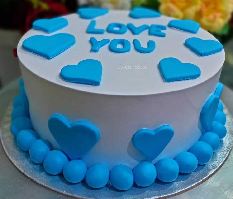 Premium RED N White Velvet Cake