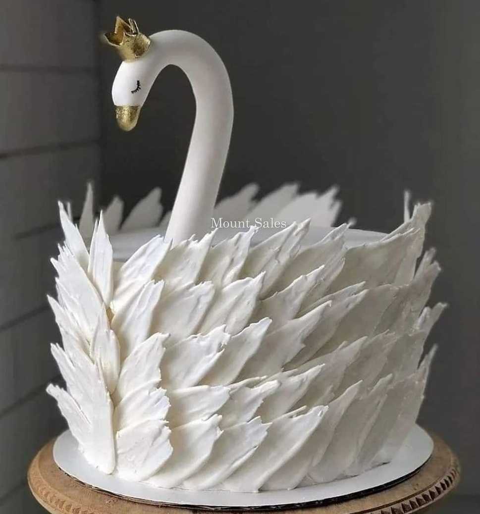 Premium RED N White Velvet Cake