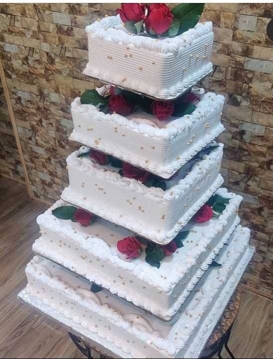 Premium RED N White Velvet Cake