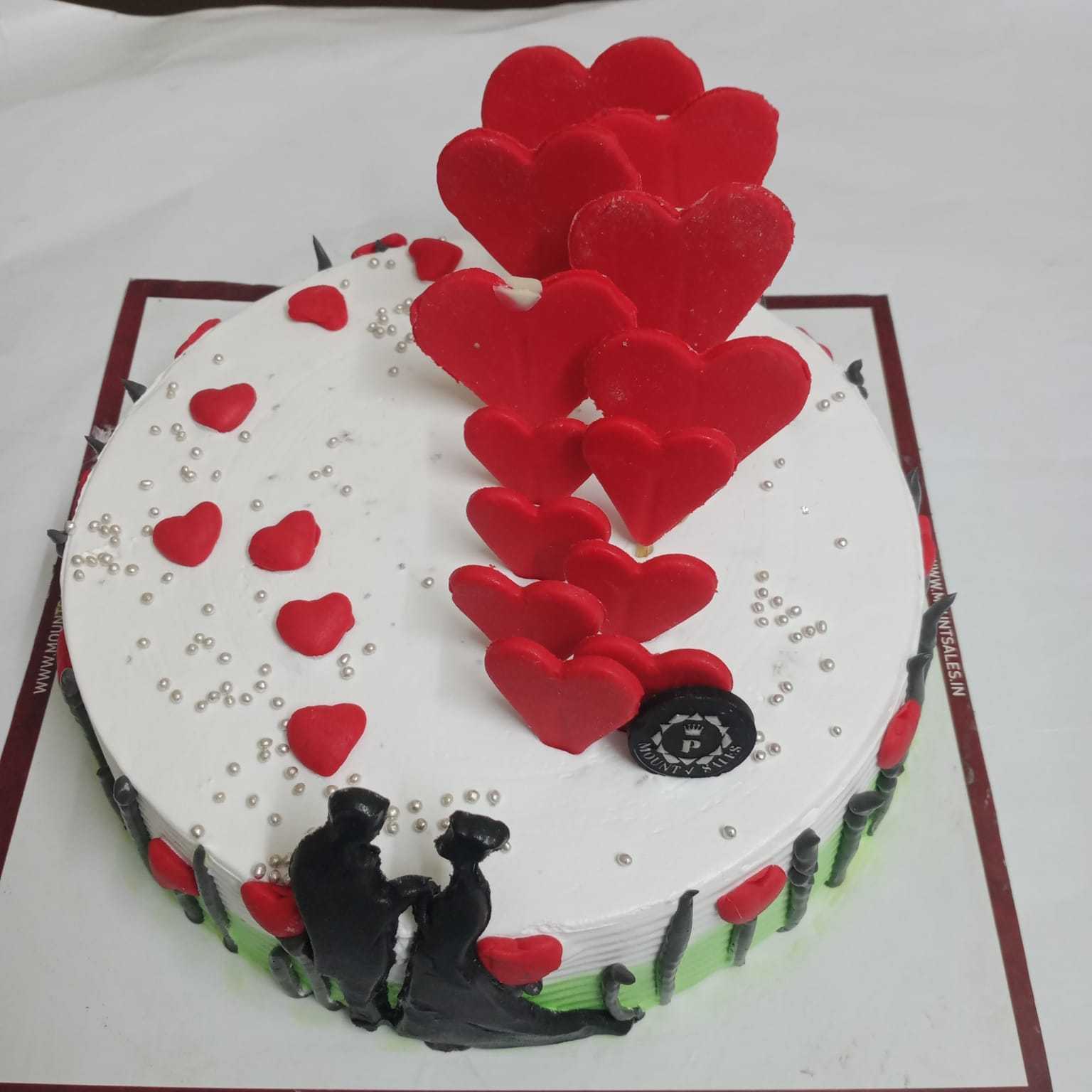 Premium RED N White Velvet Cake