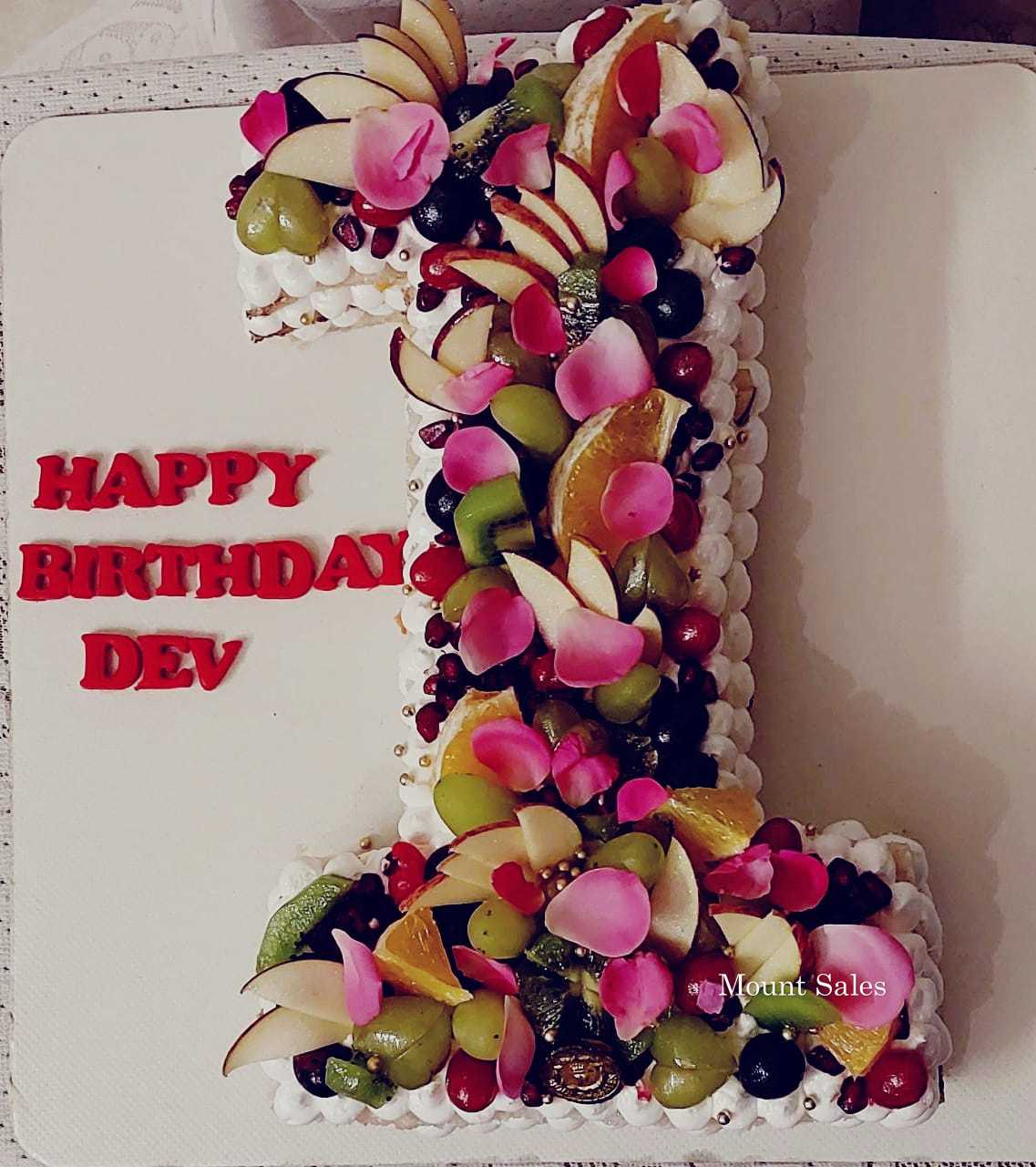 Premium RED N White Velvet Cake