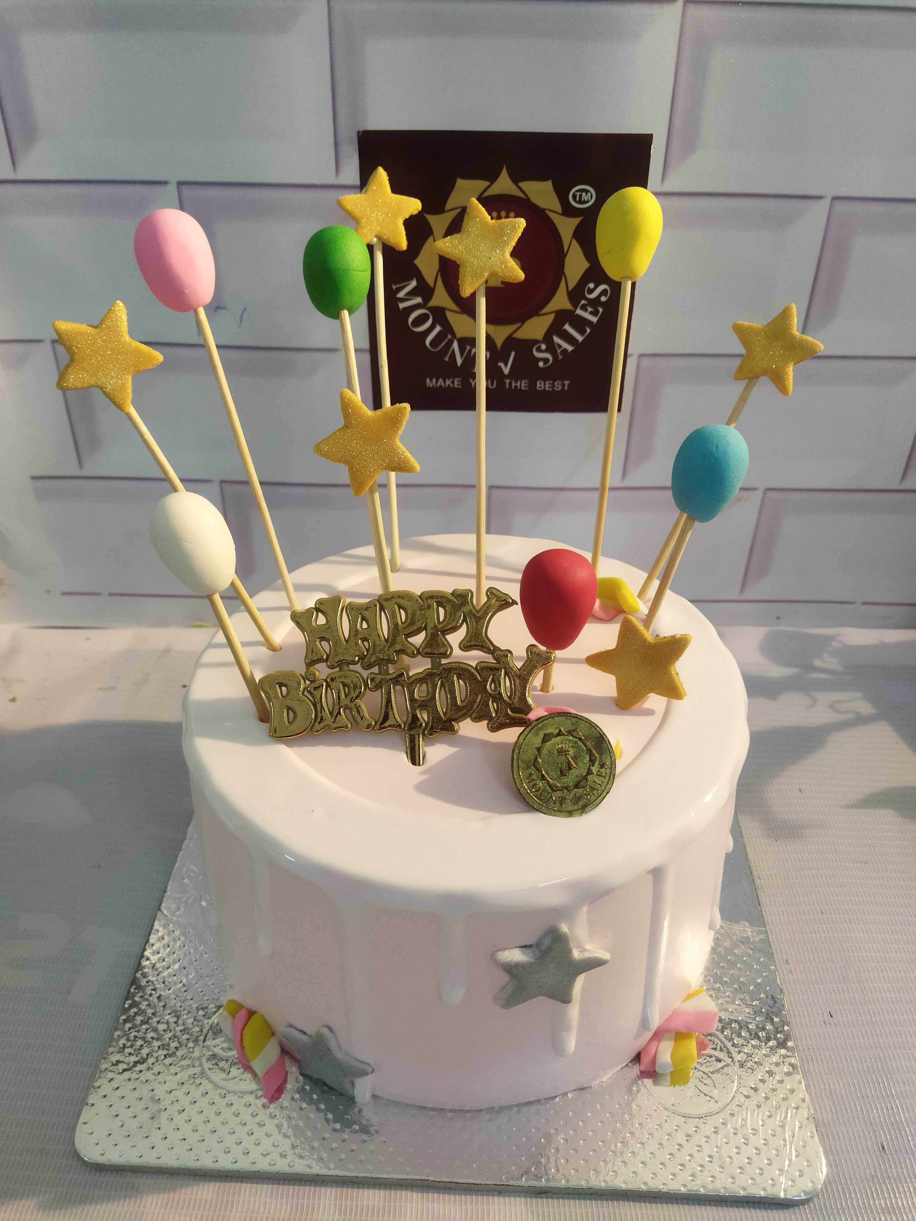 Premium RED N White Velvet Cake