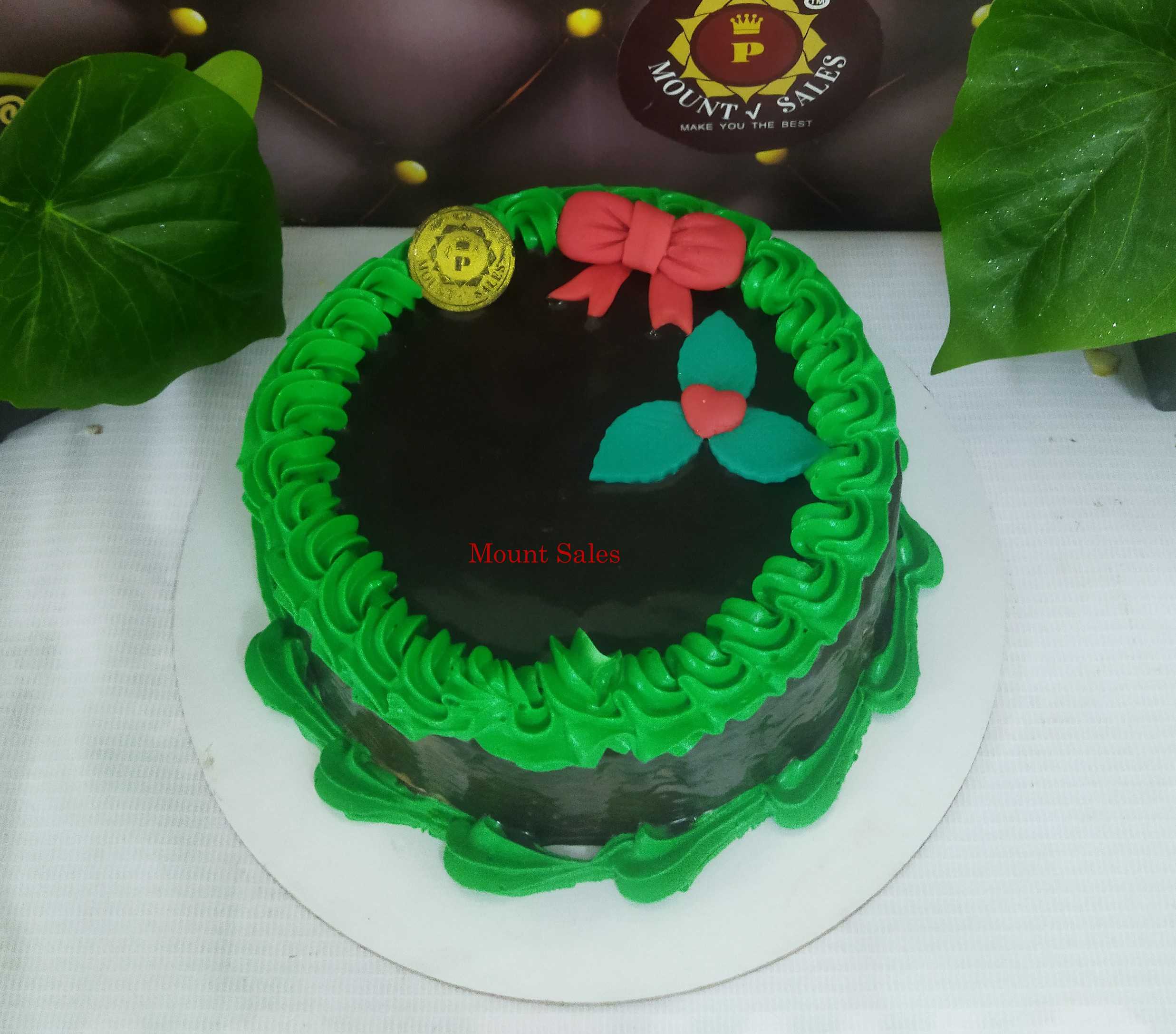 Premium RED N White Velvet Cake