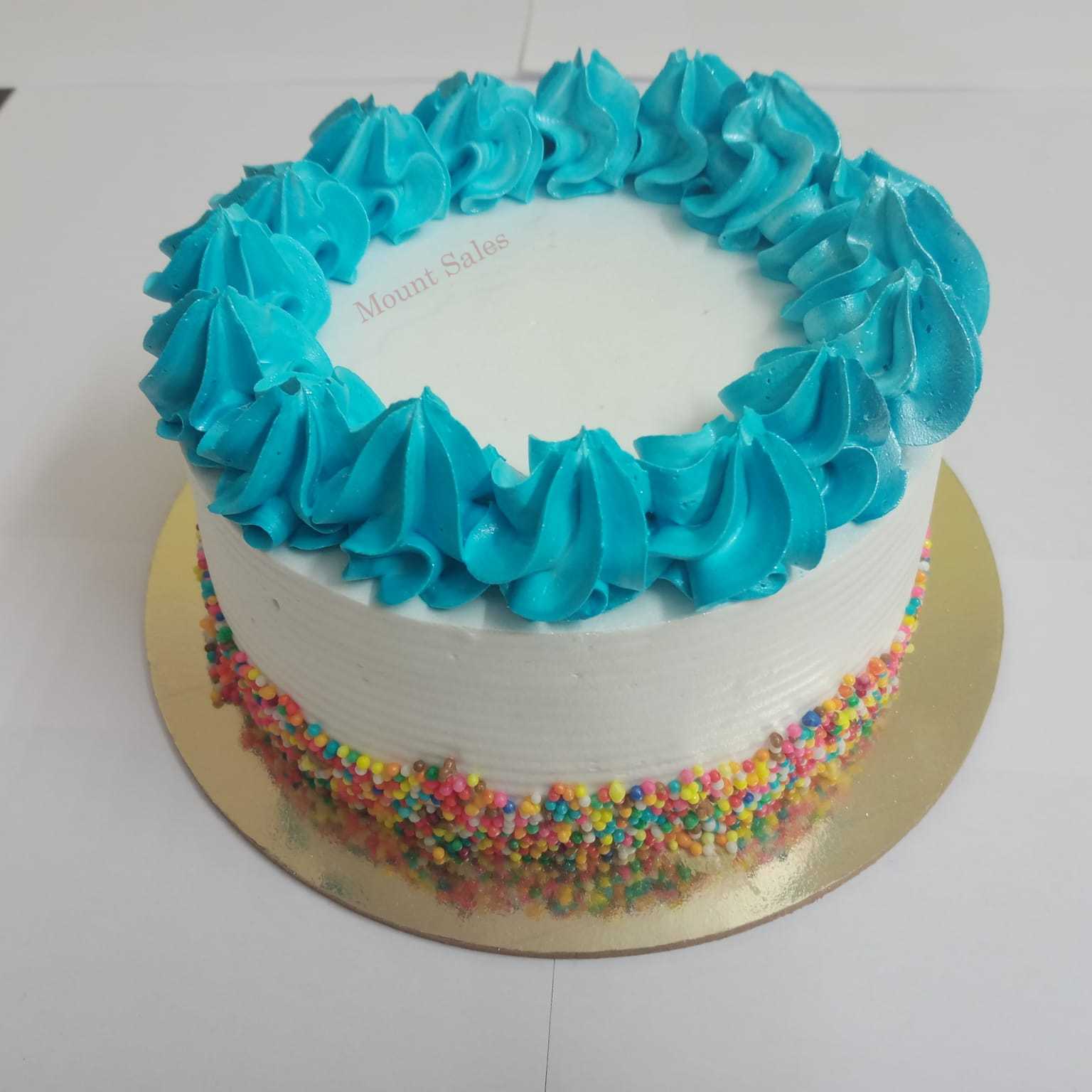 Premium RED N White Velvet Cake