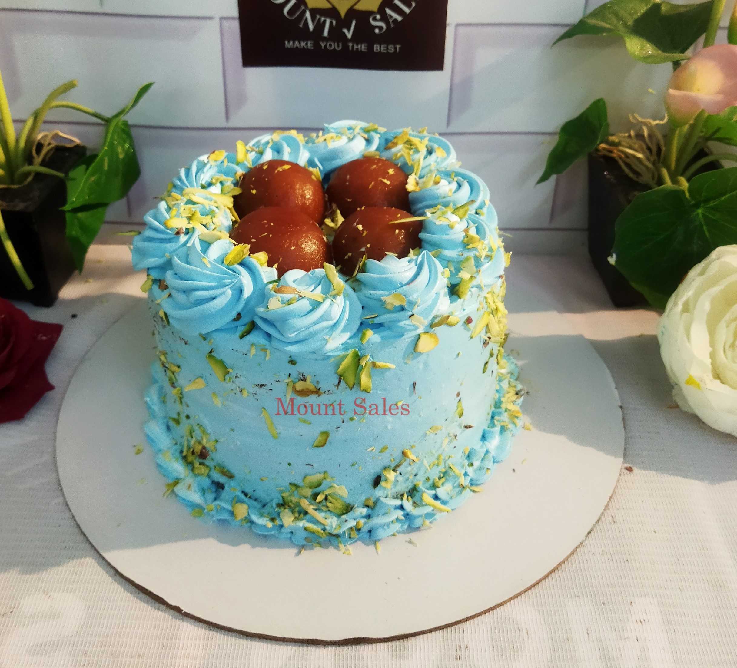 Premium RED N White Velvet Cake