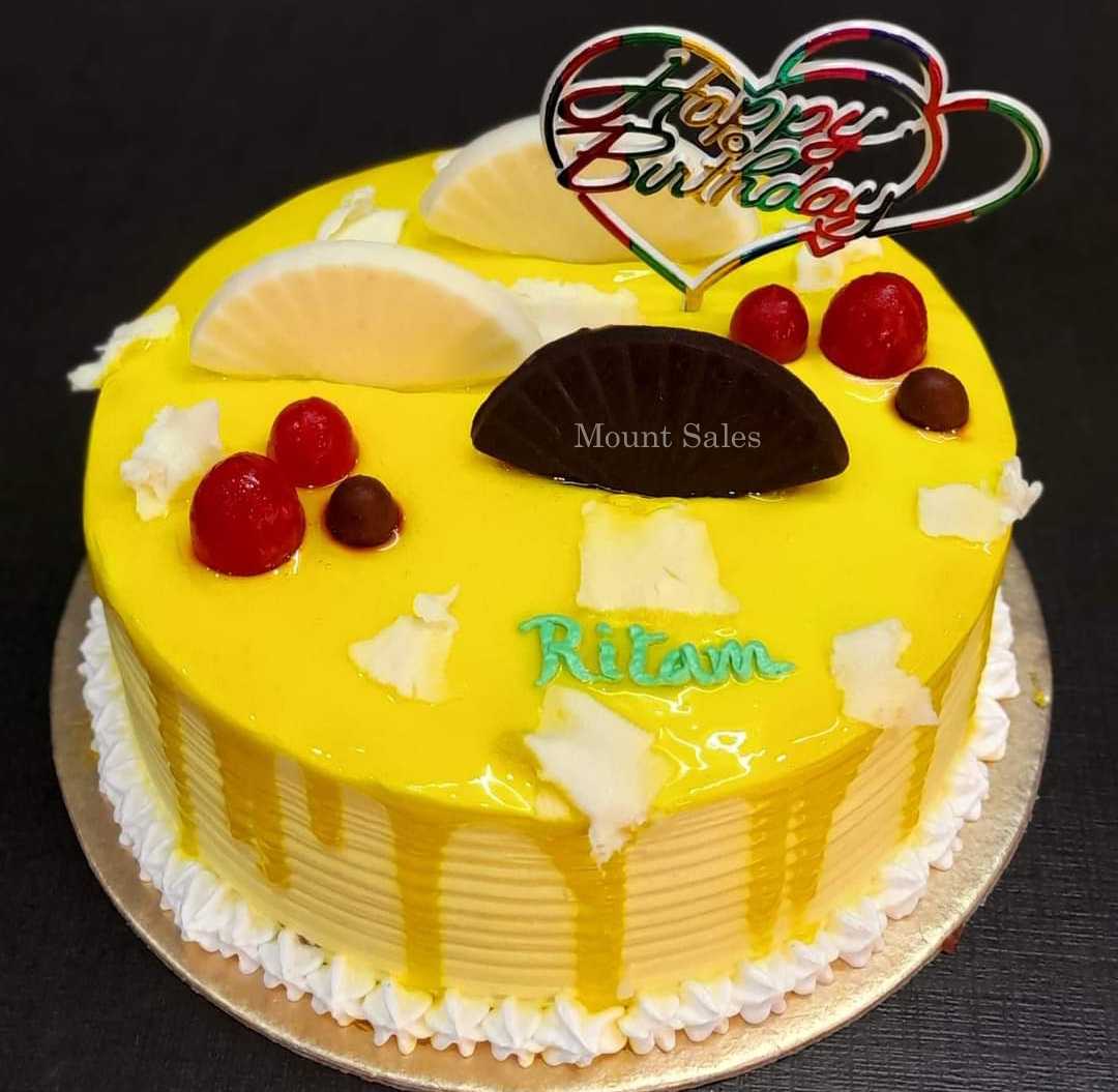 Premium RED N White Velvet Cake