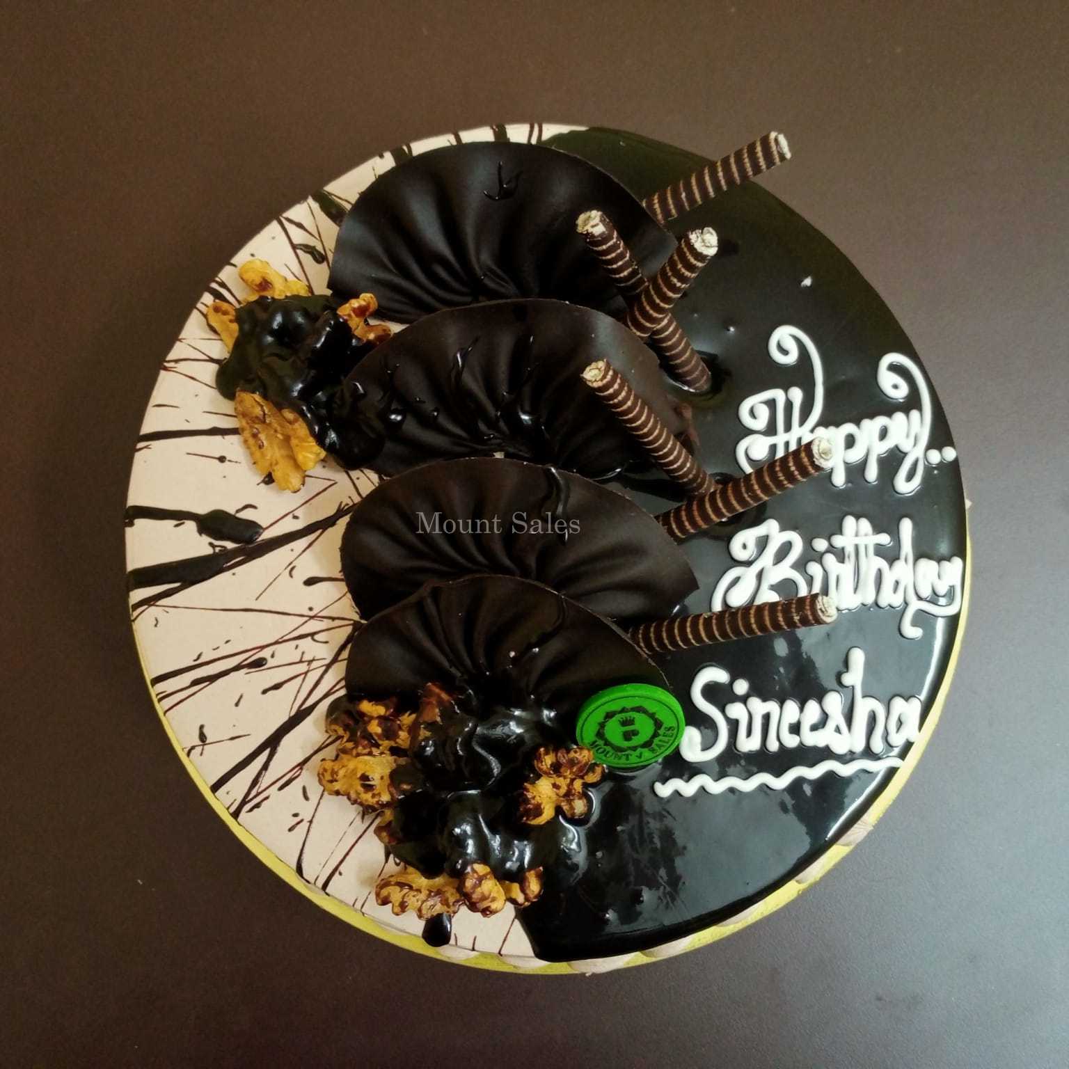 Premium RED N White Velvet Cake