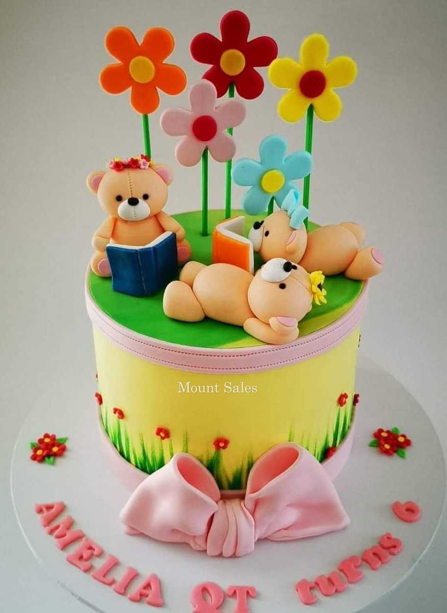 Premium RED N White Velvet Cake