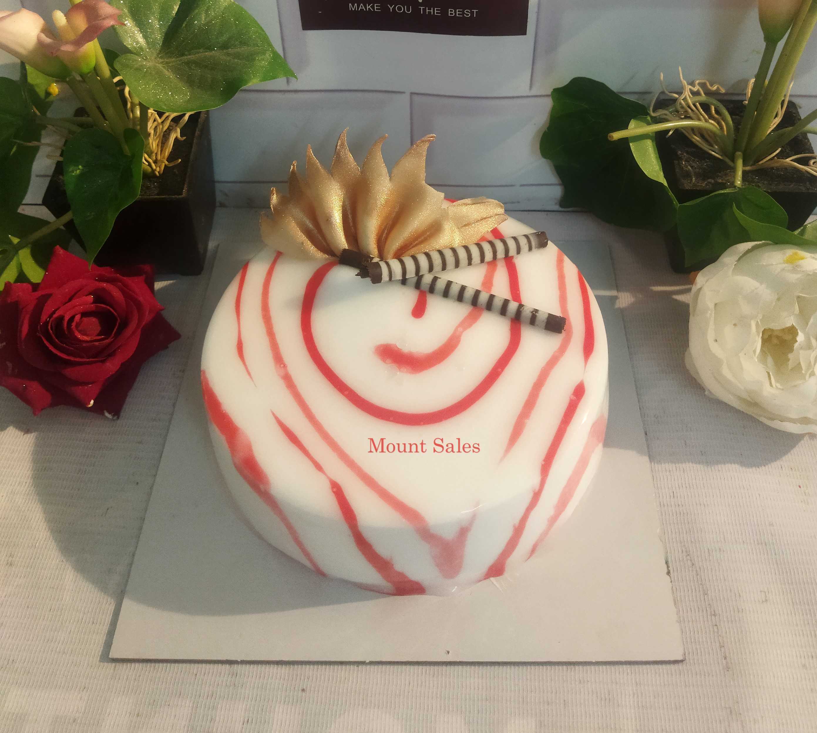 Premium RED N White Velvet Cake