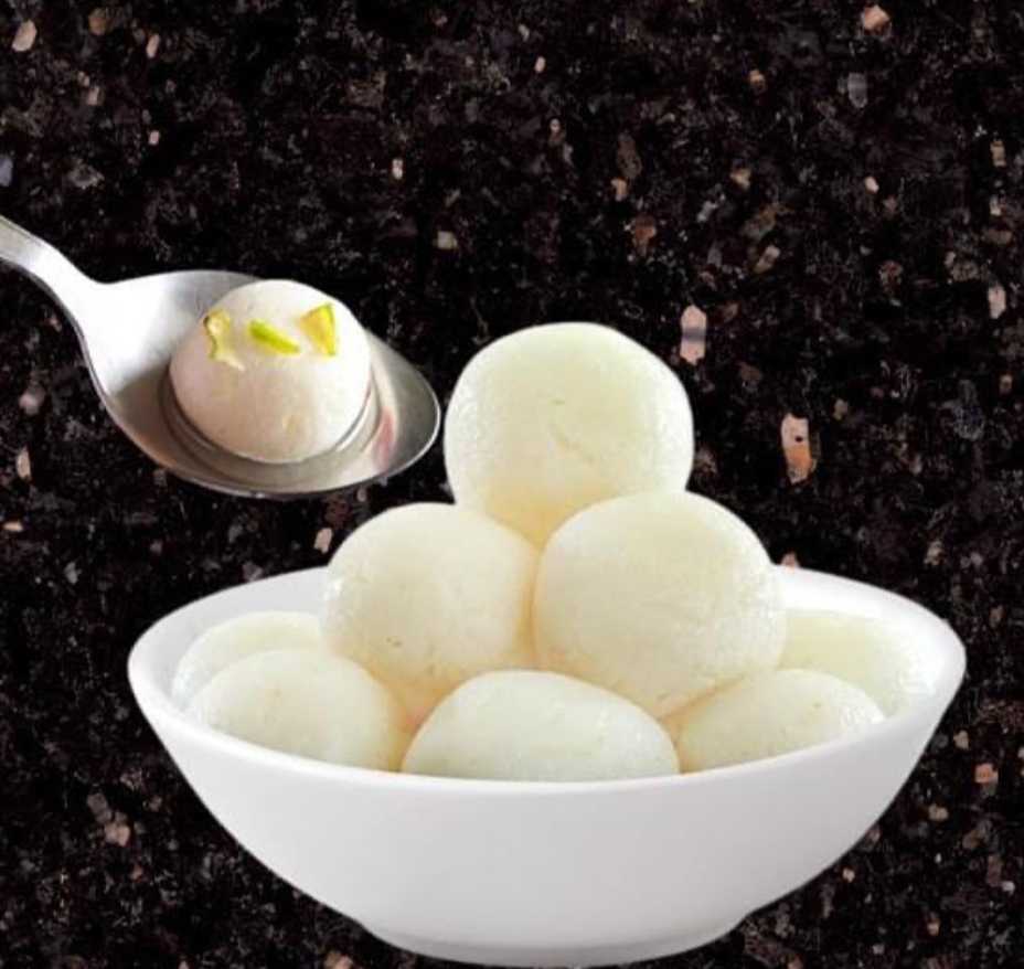 Premium RED N White Velvet Cake