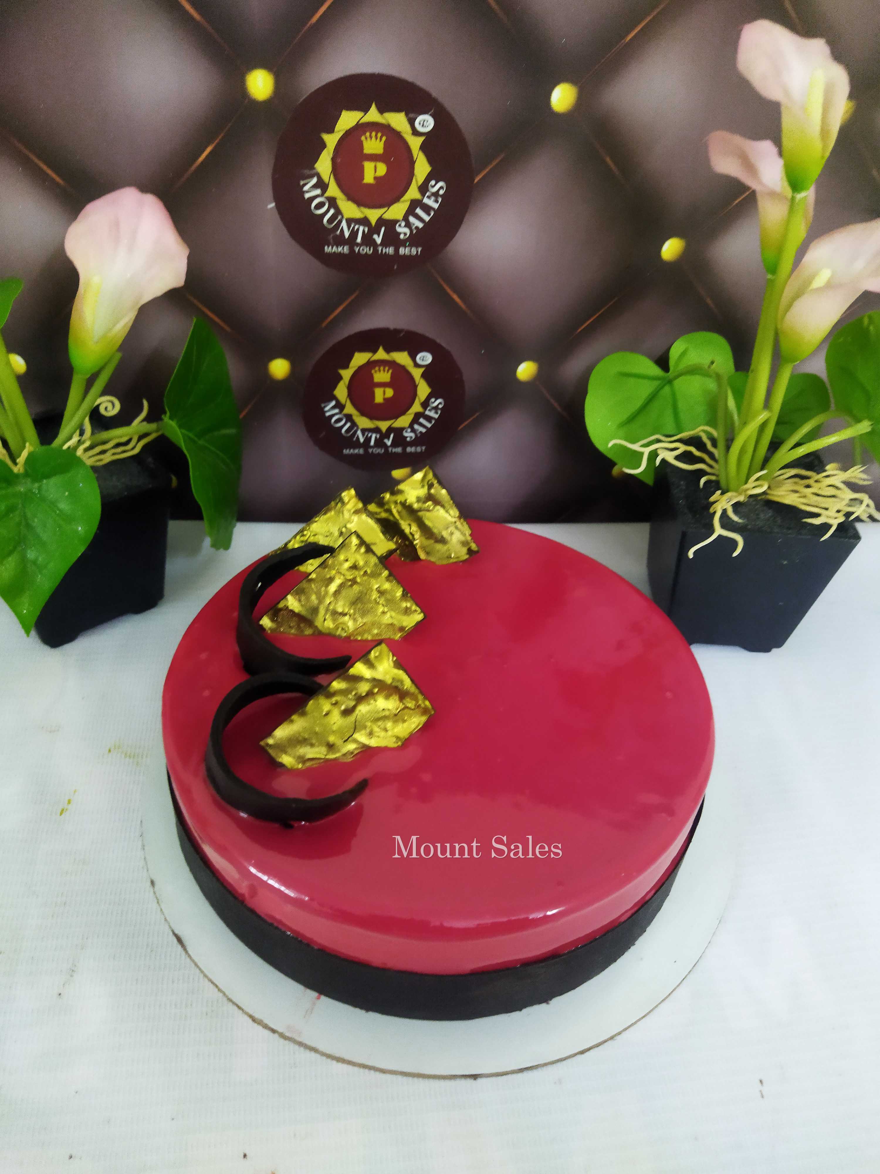 Premium RED N White Velvet Cake
