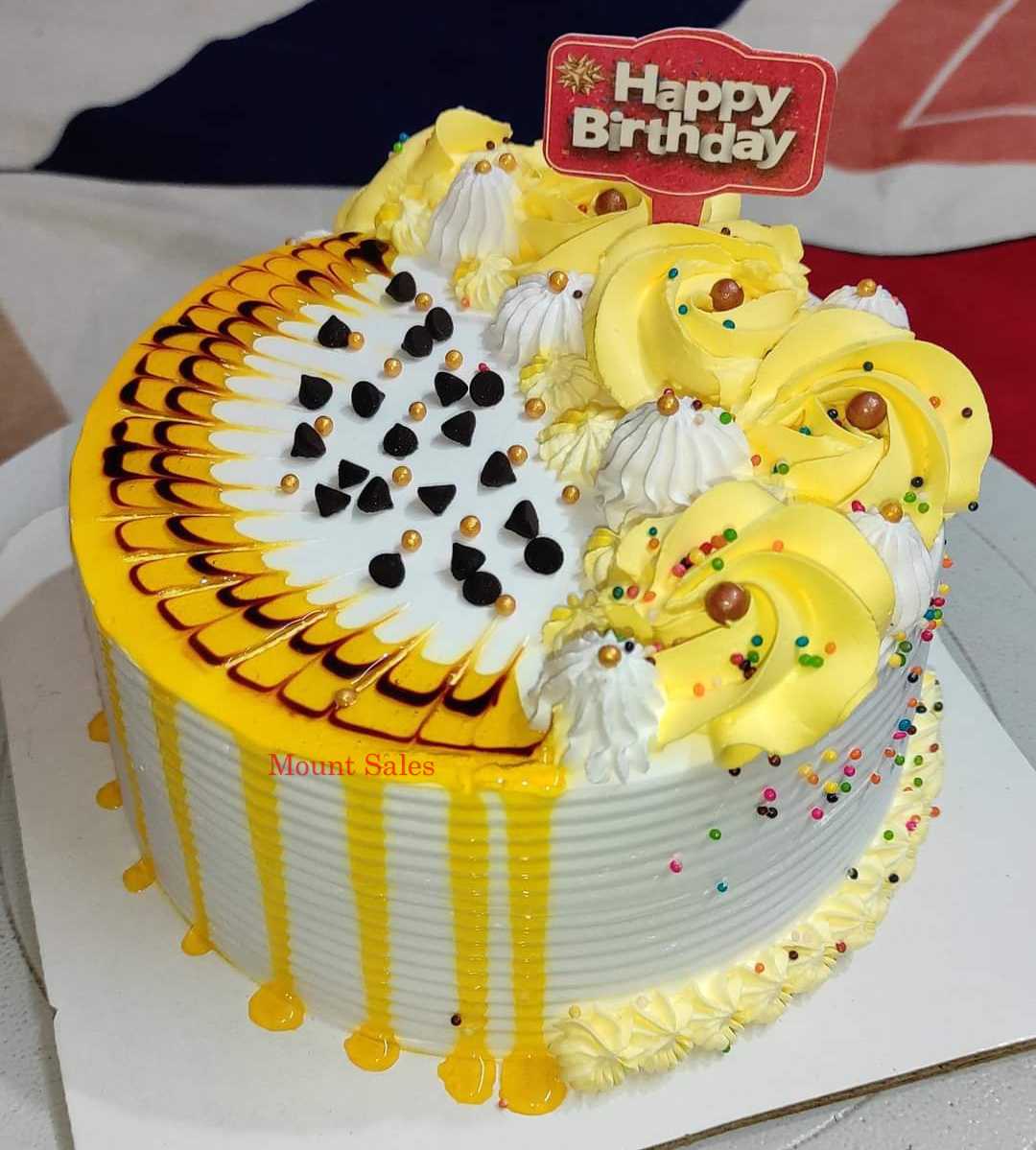 Premium RED N White Velvet Cake