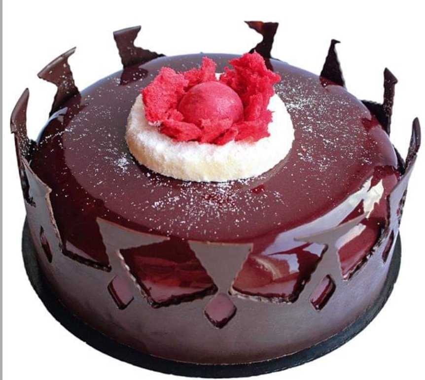 Premium RED N White Velvet Cake