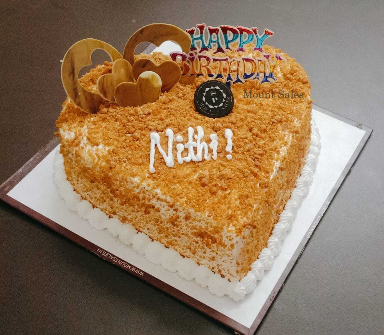 Premium RED N White Velvet Cake