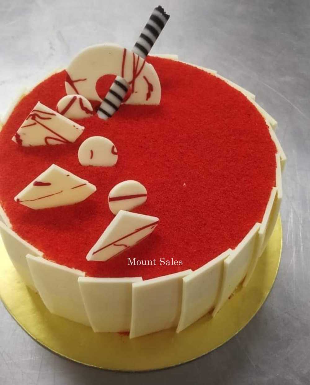 Premium RED N White Velvet Cake