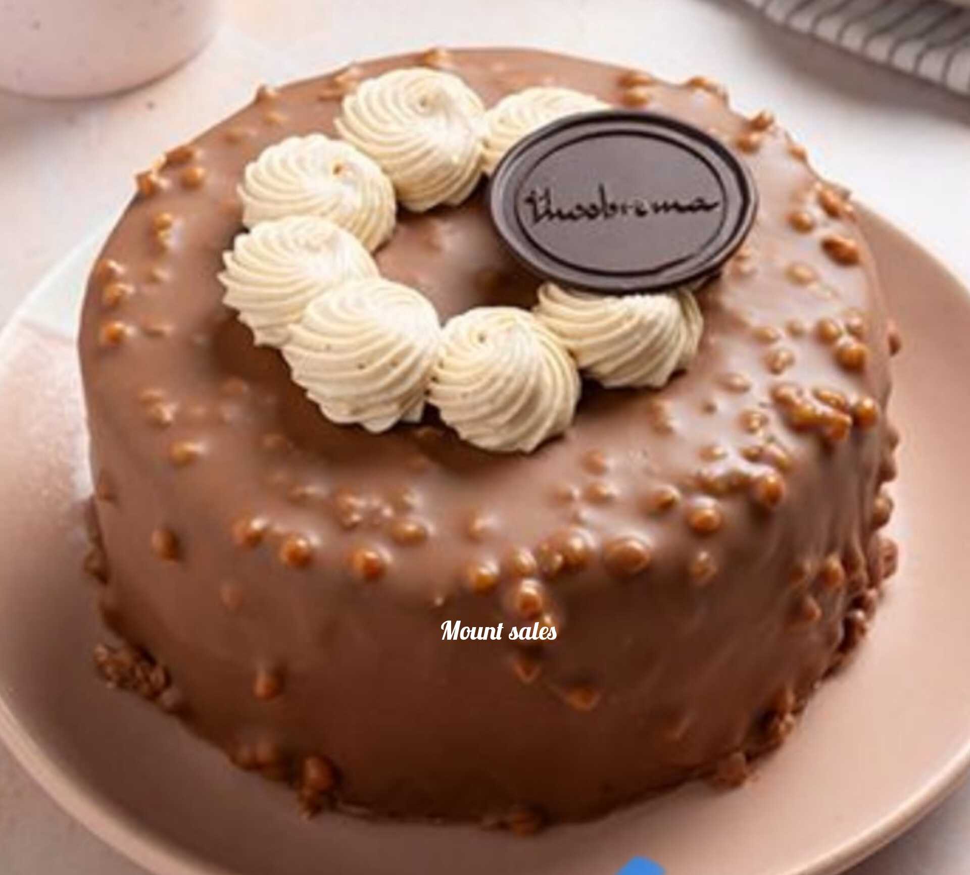 Premium RED N White Velvet Cake