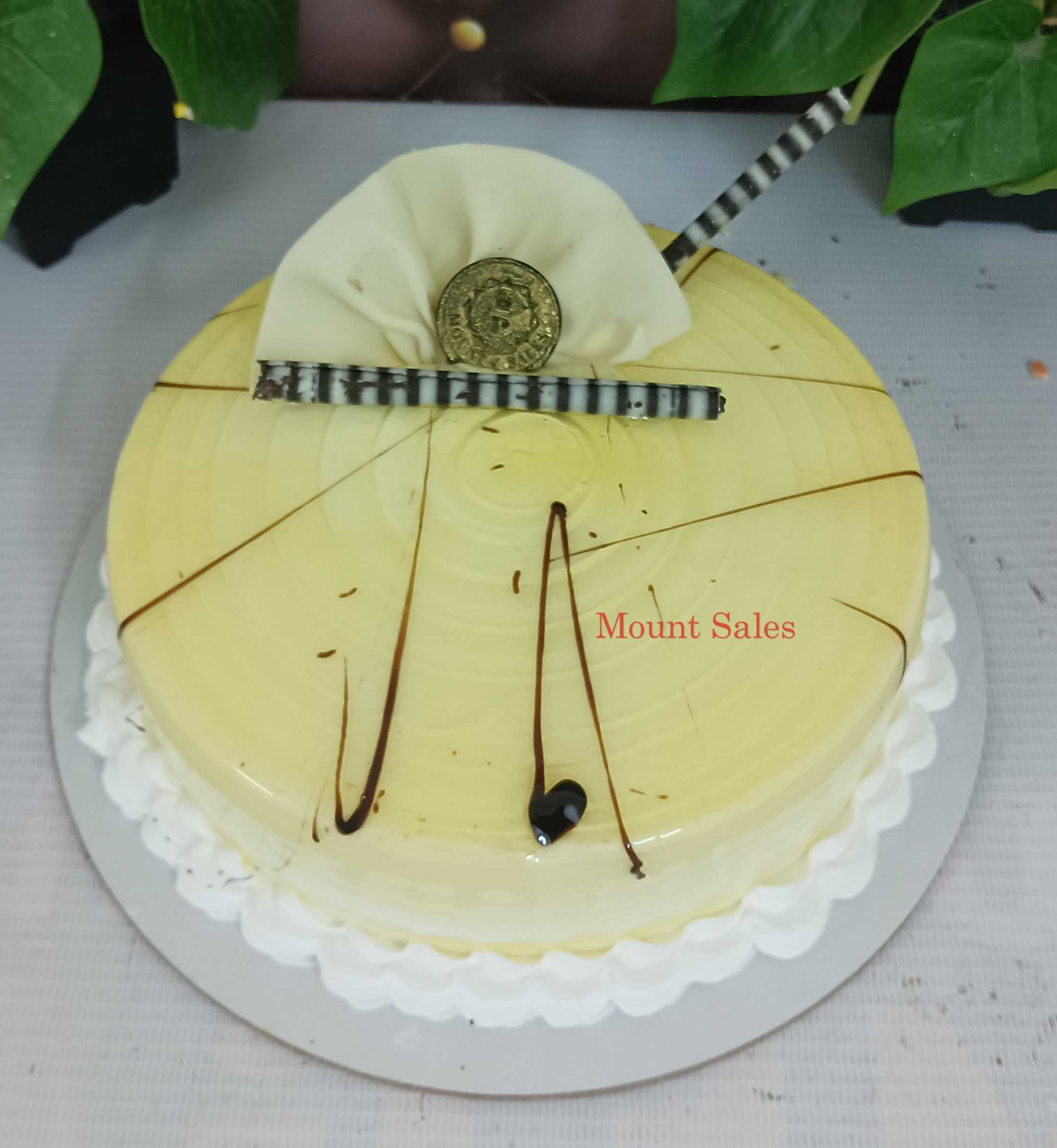 Premium RED N White Velvet Cake