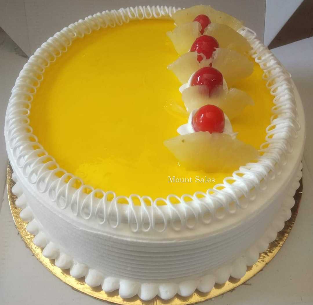 Premium RED N White Velvet Cake