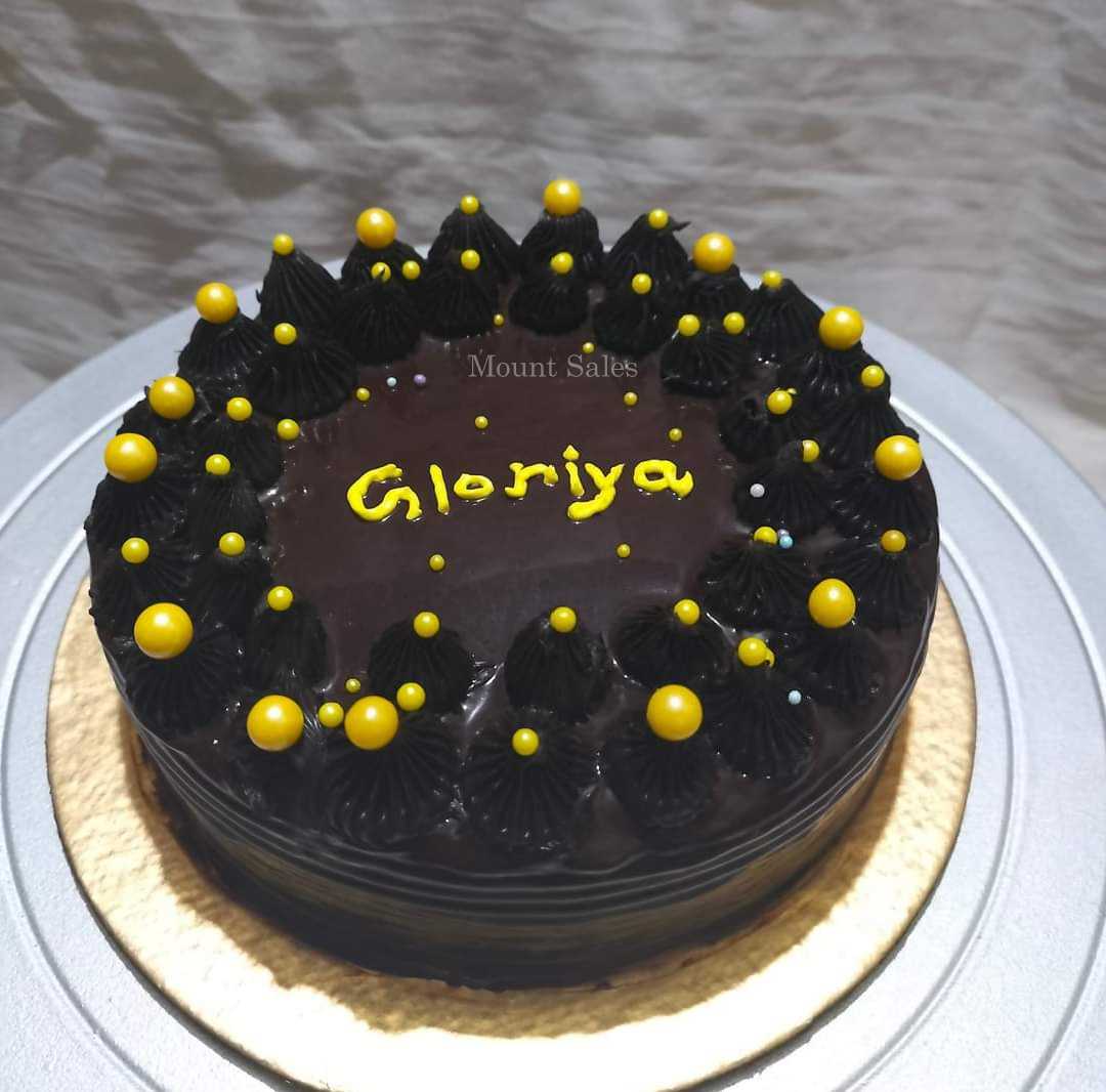 Premium RED N White Velvet Cake