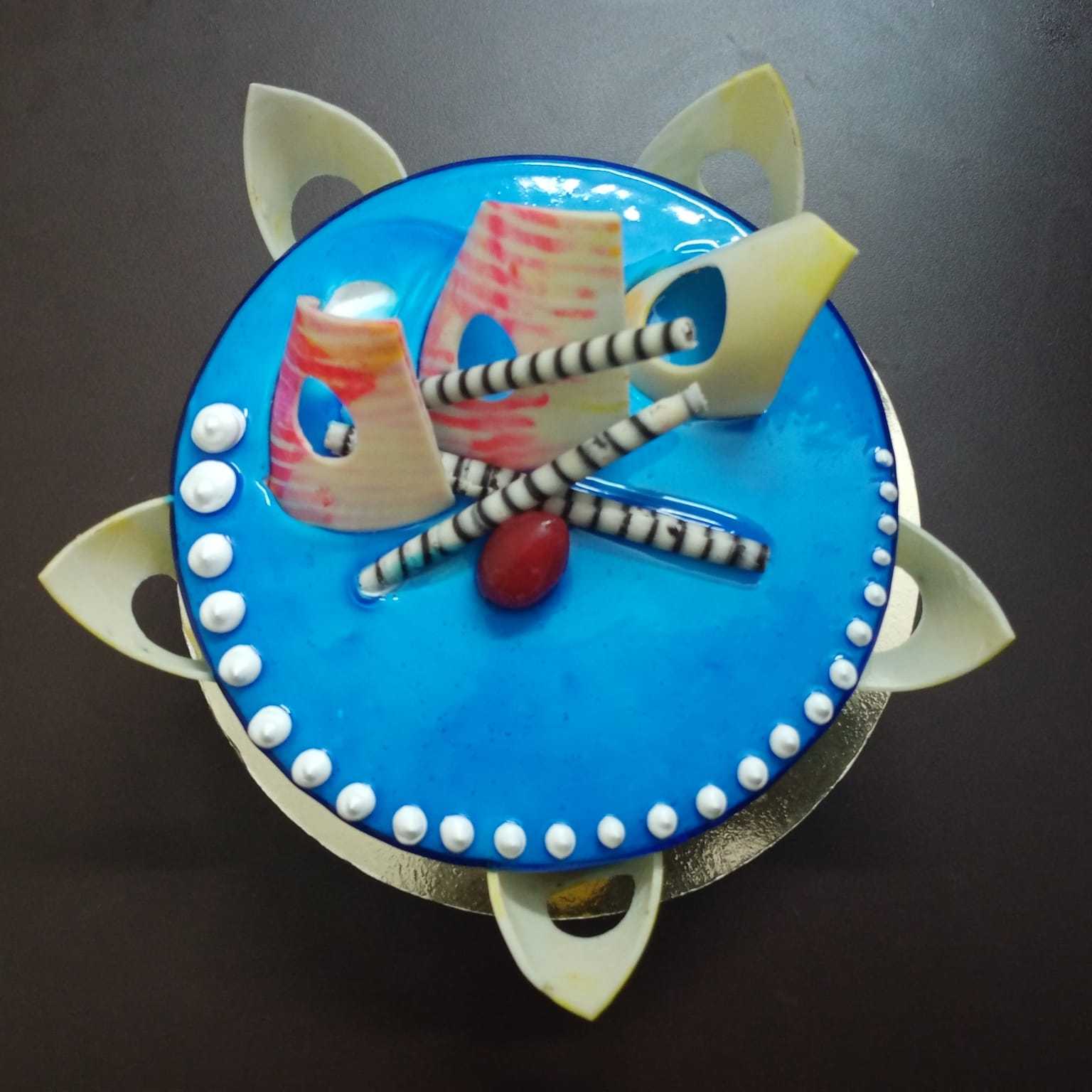 Premium RED N White Velvet Cake