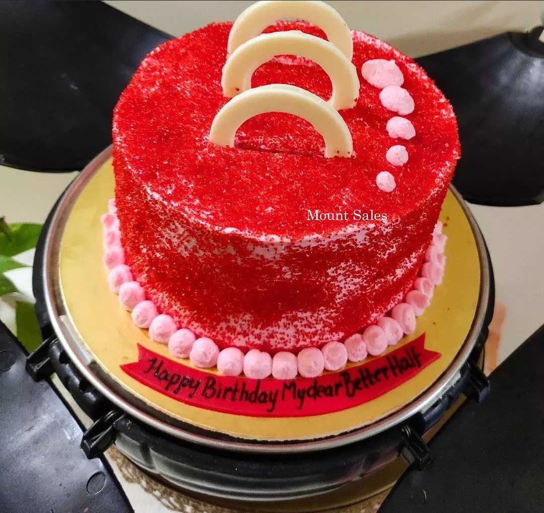 Premium RED N White Velvet Cake