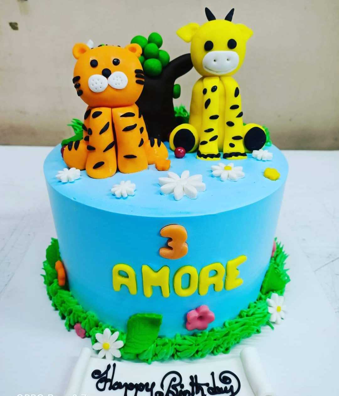 Premium RED N White Velvet Cake