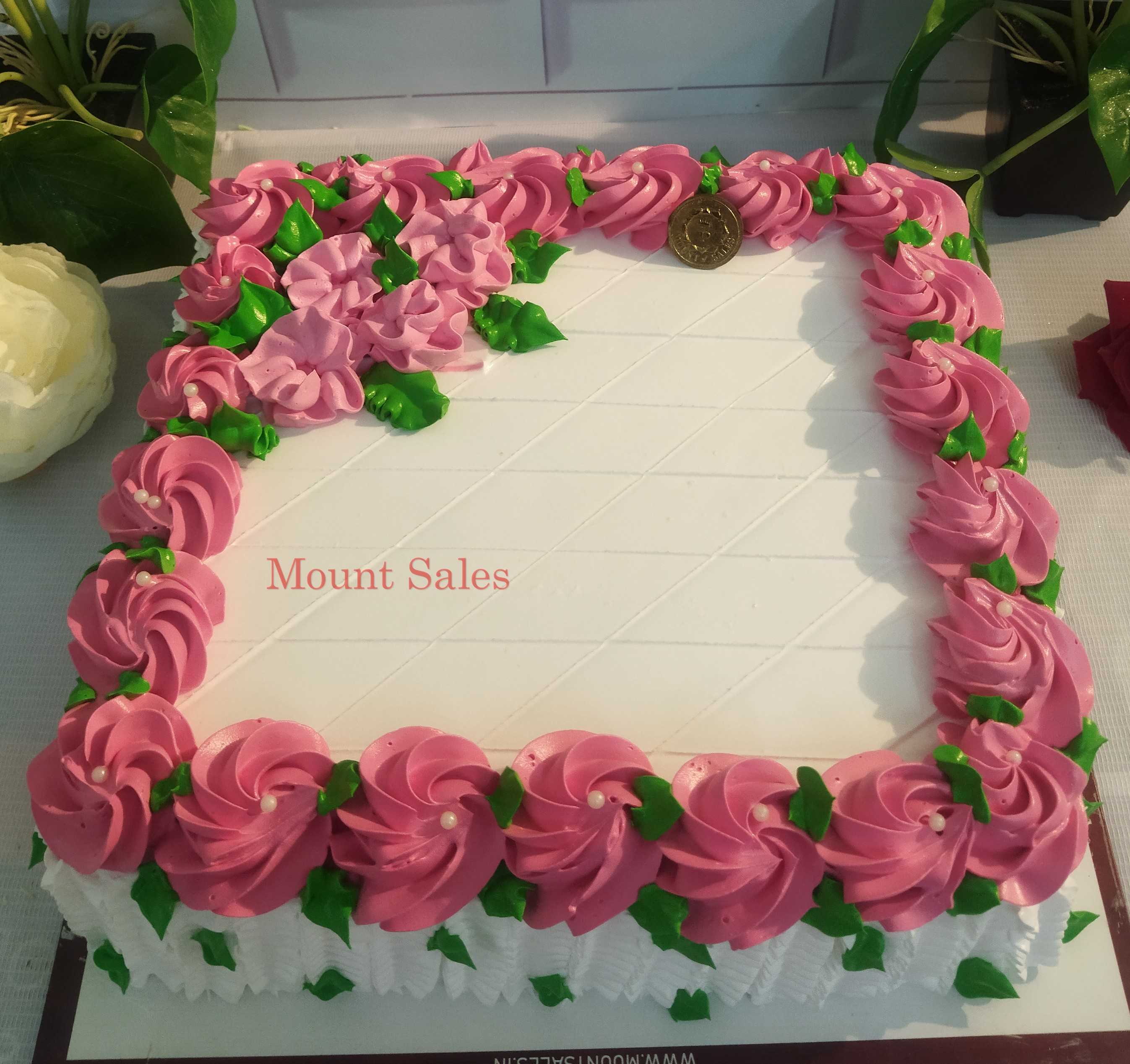 Premium RED N White Velvet Cake