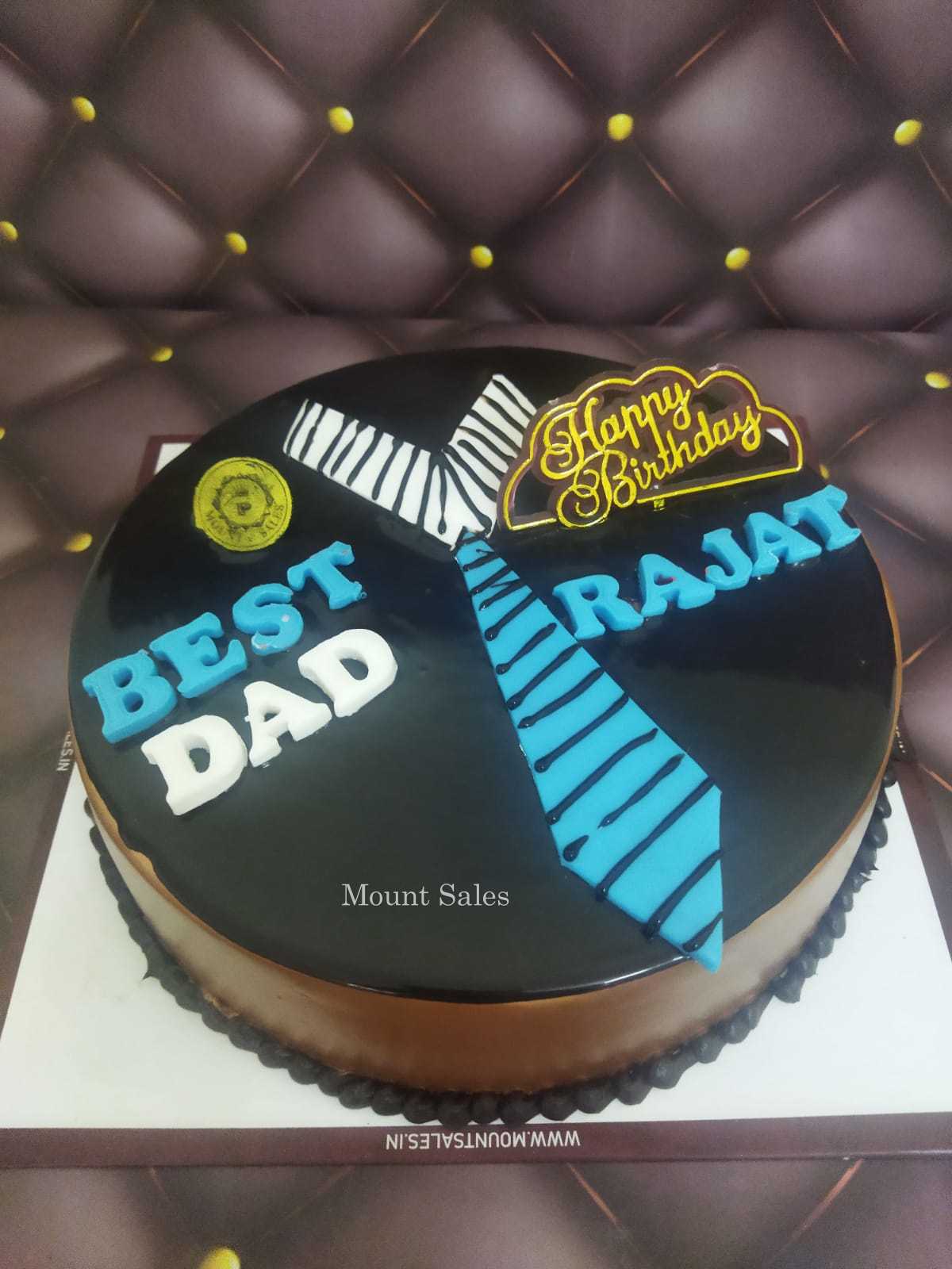 Premium RED N White Velvet Cake