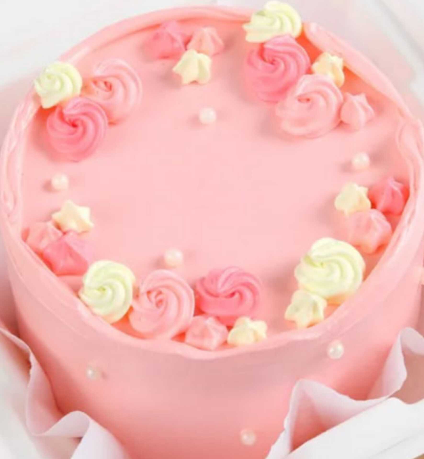 Premium RED N White Velvet Cake