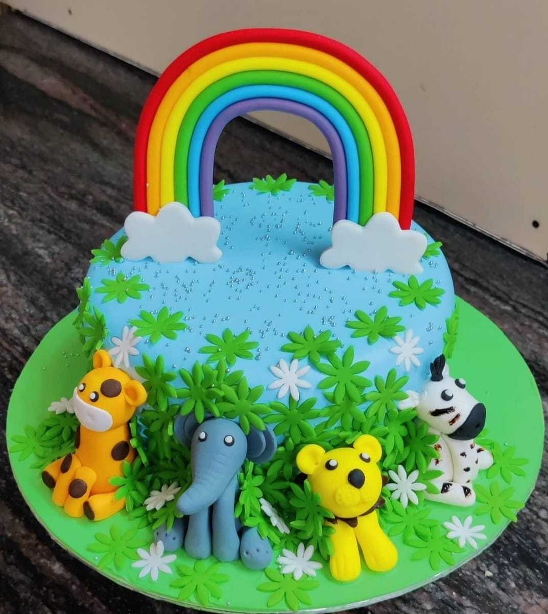 Premium RED N White Velvet Cake