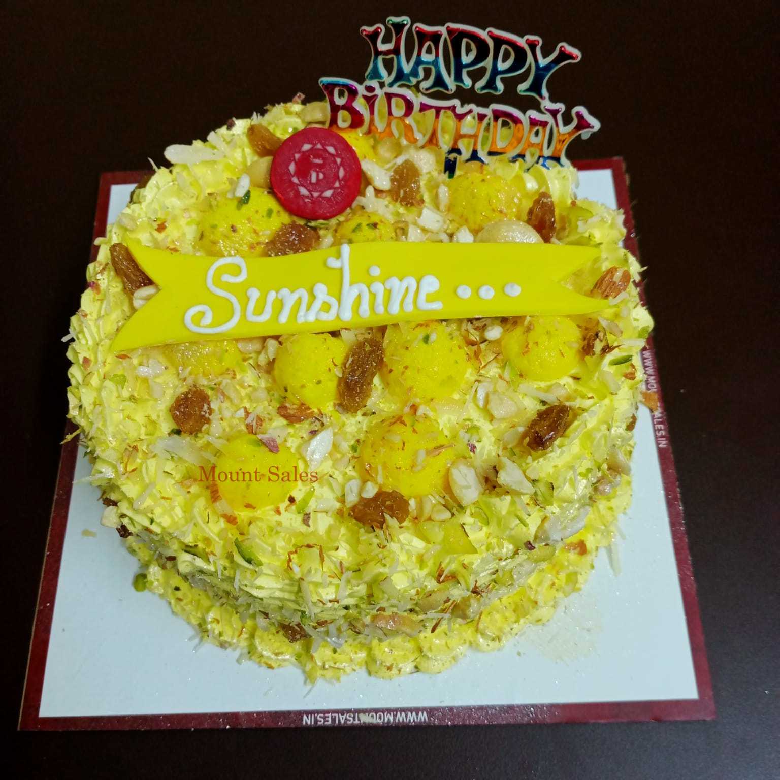 Premium RED N White Velvet Cake